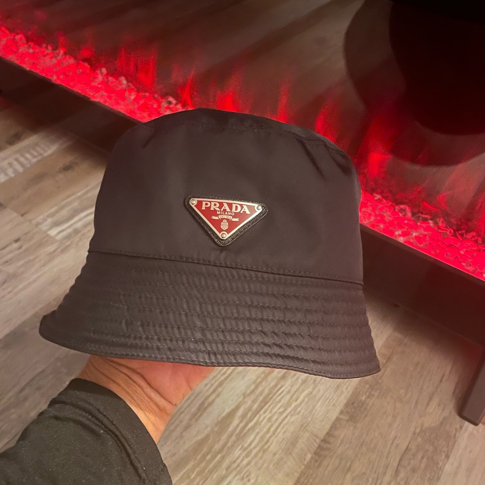 Prada bucket hat with red lining!